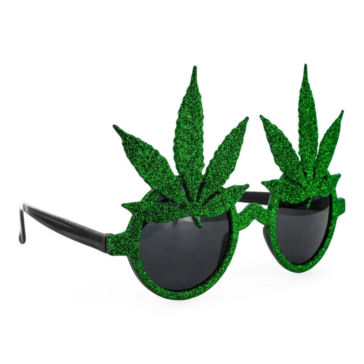Solbriller med cannabisblad
