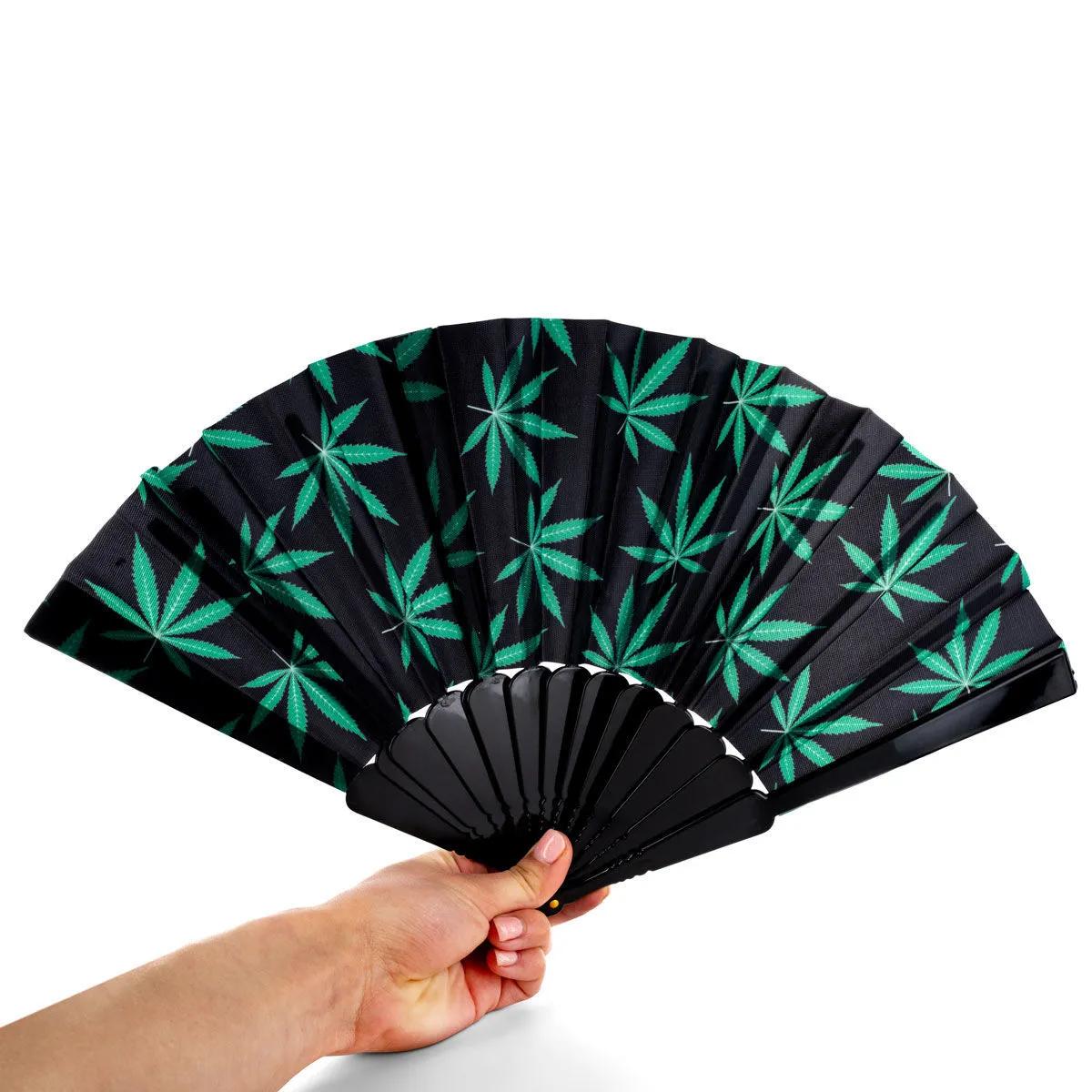 Foldevifte med cannabisblade