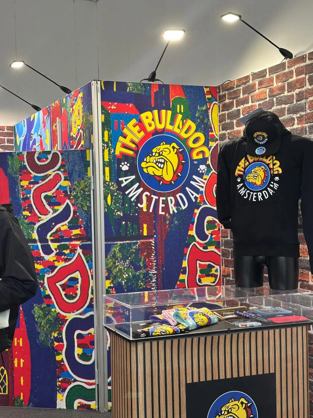 The Bulldog Amsterdam merchandise-stand på Mary Jane Berlin 2026